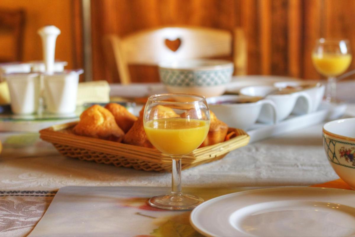 Montceau-et-Echarnant Ferme Du Pigeonnier Bed & Breakfast エクステリア 写真