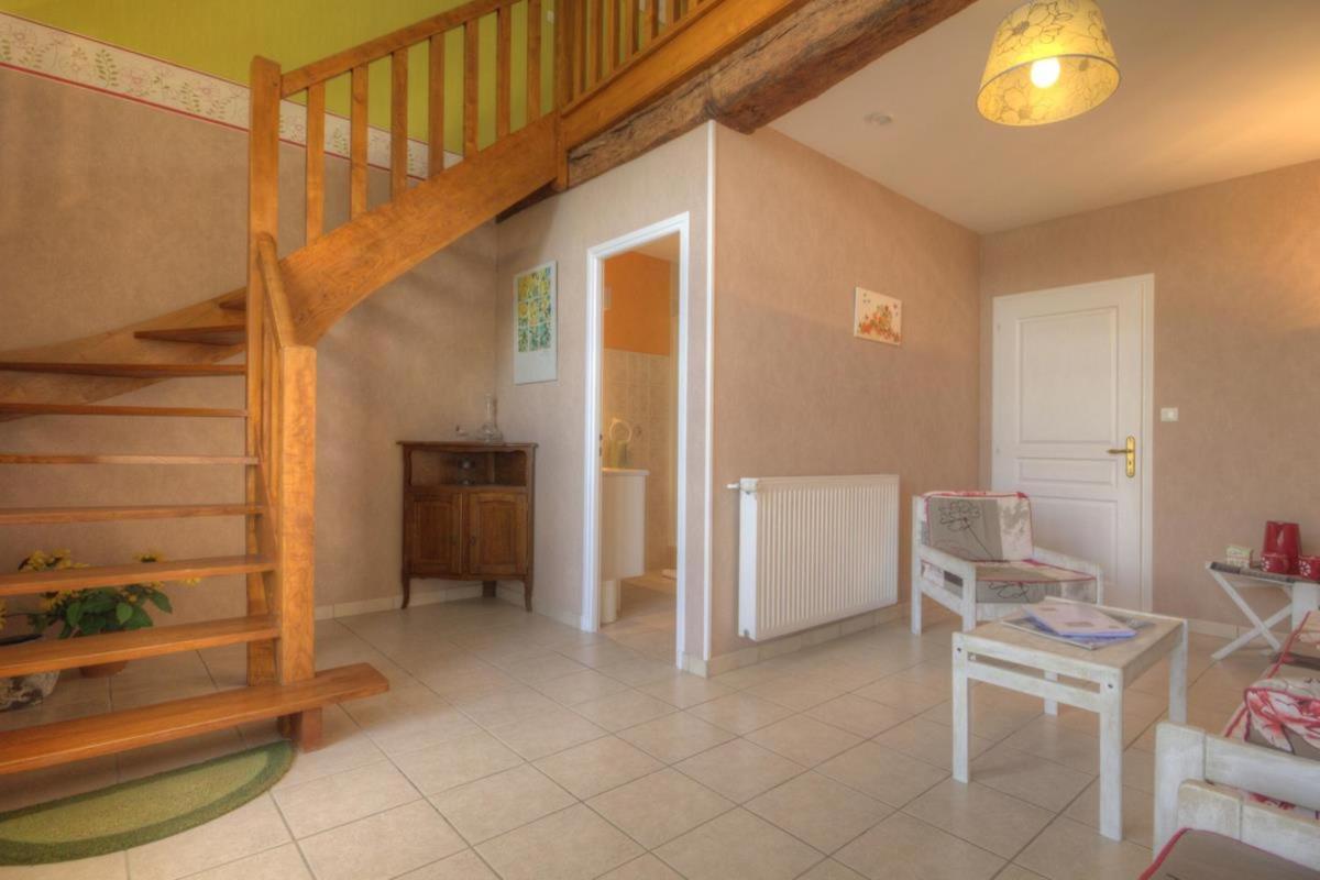 Montceau-et-Echarnant Ferme Du Pigeonnier Bed & Breakfast エクステリア 写真