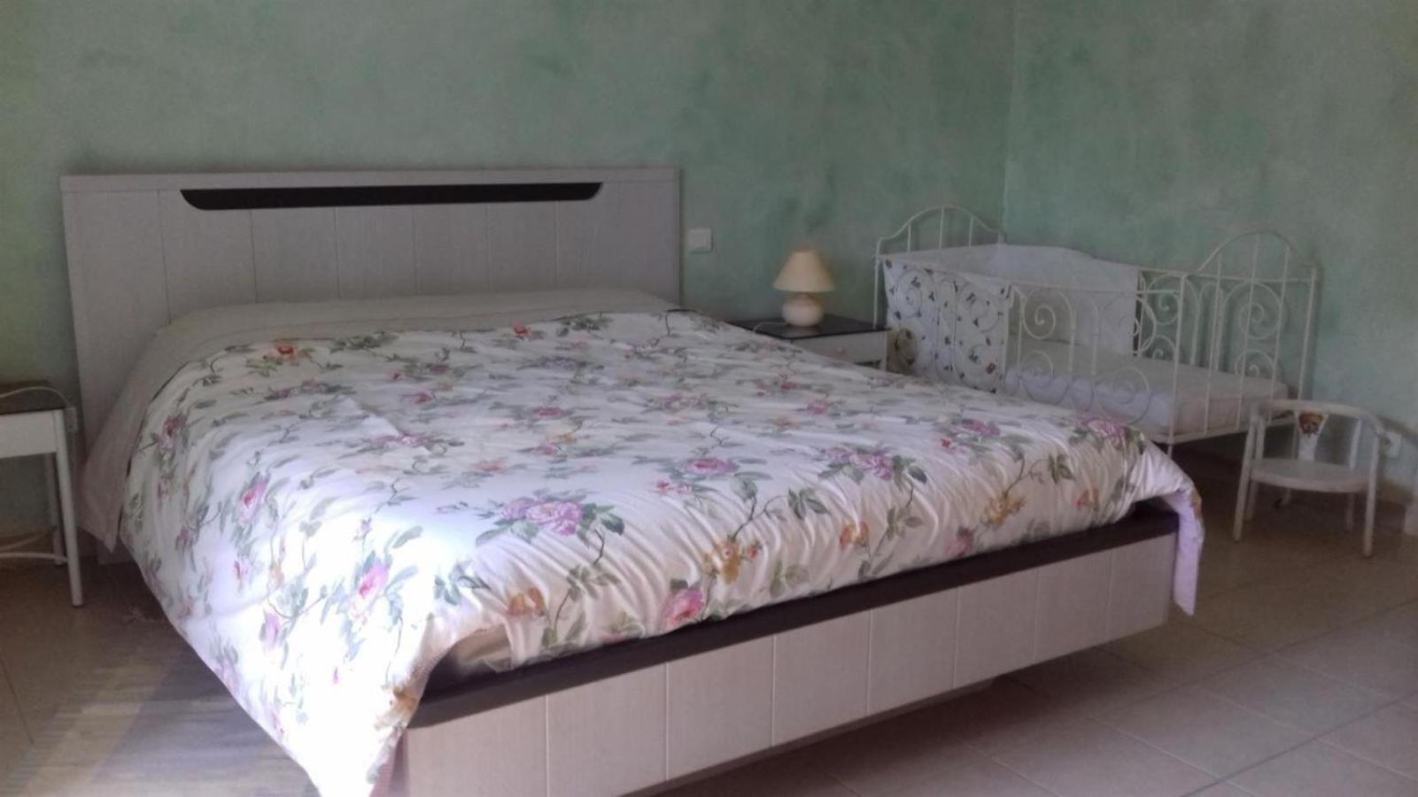 Montceau-et-Echarnant Ferme Du Pigeonnier Bed & Breakfast 部屋 写真
